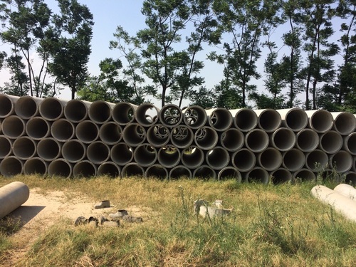 ready to dispatch cement pipes