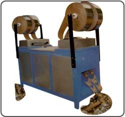 Four die dona making machine