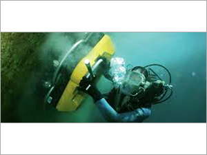 Hull Cleaning