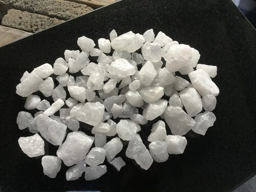 Indian Snow White Quartz Crushed and semi - polished paving small pebbles