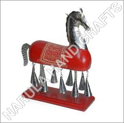 Metal Hanging Bell Horse with Embossed Work
