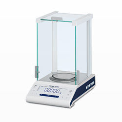 Ml Analytical Balance Accuracy: 100  %