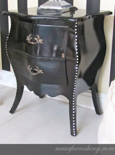 Lavish Bed side Table