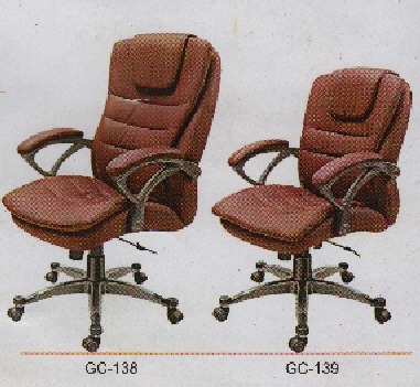 Portable Revolving Chair