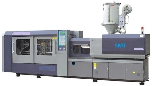 Automatic Injection Moulding Machine