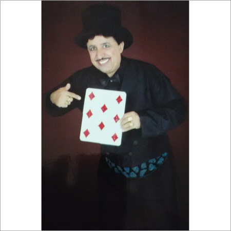 Playing Card Magic Shows - Engaging Visuals, 60-Minute Fun for 50-200 Guests | Skilled Magicians, Memorable Event Planning, All Ages Entertainment