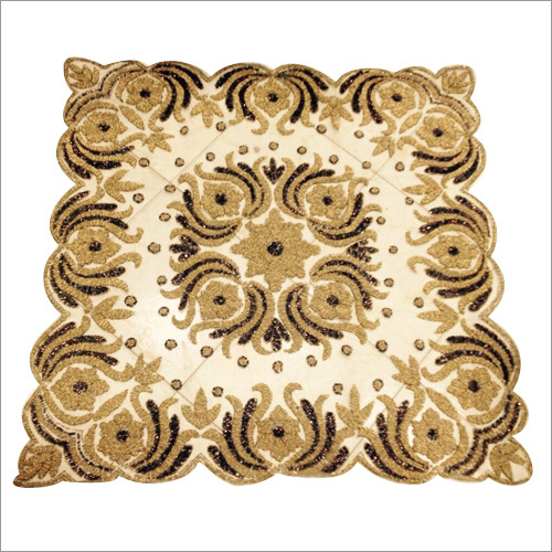 Handmade table cover (100X100cm)