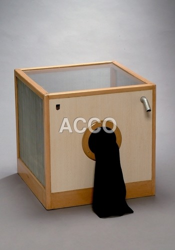 Breeding Nest for Flies