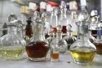 Bakul Attar - 10 Ml Amber Glass Bottle | Concentrated Attar, Steam Distilled, 2-year Shelf Life