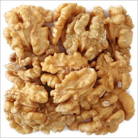 Natural Walnut Kernels