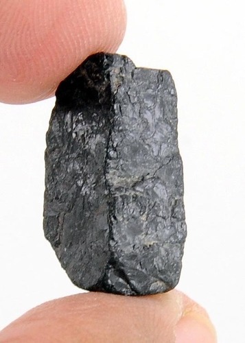 19.75 Ct use Black Tourmaline Stone