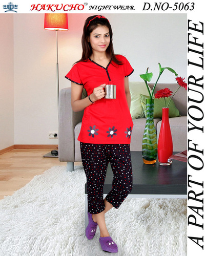 Girls Capri Suit