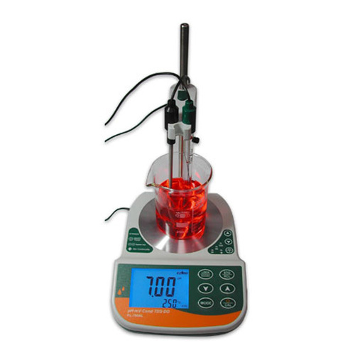 Bench Top pH, Conductivity Meter