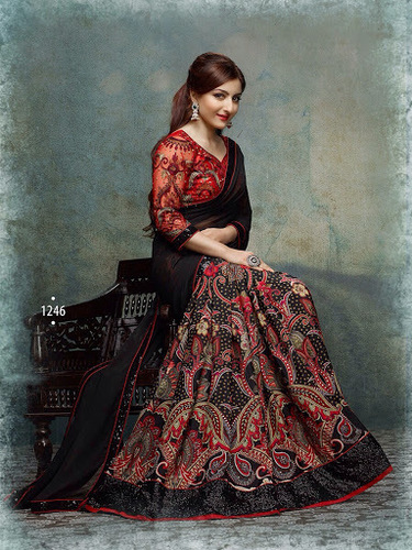 Soha Ali Khan Black Georgette Crepe Saree
