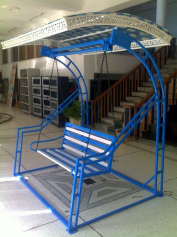 Outdoor Garden Benches