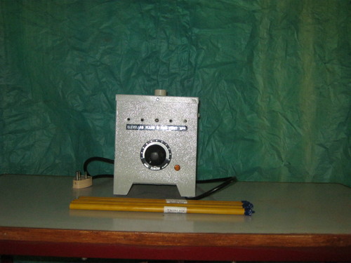 Cleveland's flash and fire point apparatus