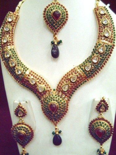 Golden Necklace Set