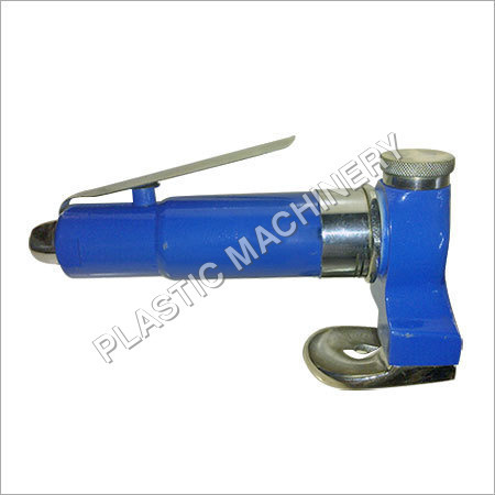 Pneumatic Nibbler By PLASTIC MACHINERY
