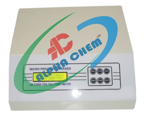 Conductivity T.D.S. Salinity Temp. Meter