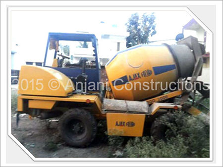 Self Loading Mixer on Rent