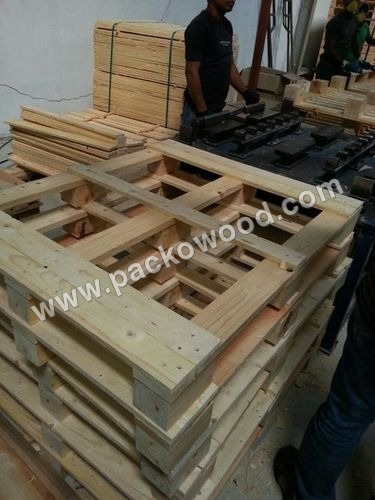 Pallets By AKASH INDUSTRIES