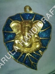 White Metal Wall Hangings