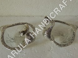 Decorative Handicrafts - Metal 5x3 cm Silver Finish, Handmade Craftsmanship, Durable Material, Elegant Design, Handcrafted Quality, Unique Style