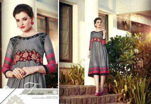 Designer kurtis