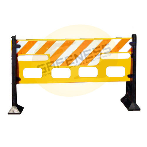 Checkpost Barricades Size: 2000 X 1200 X 550 Mm