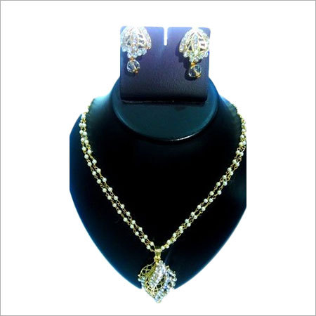 Designer Pendant Set