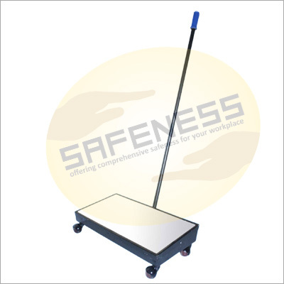 Under Vehicle Search Mirror With Trolley Application: Clinic