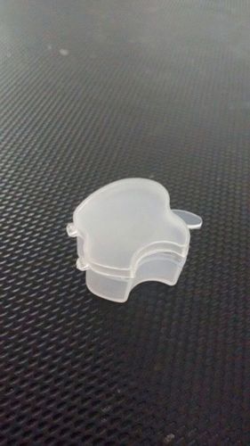 Lip balm container apple shape
