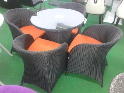 Outdoor Furnitures