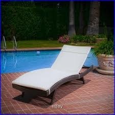 Outdoor Pool Bed
