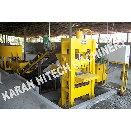 4 Bricks Flyash Brick Making Machine