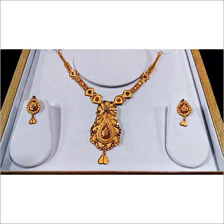 Gold Necklace Set