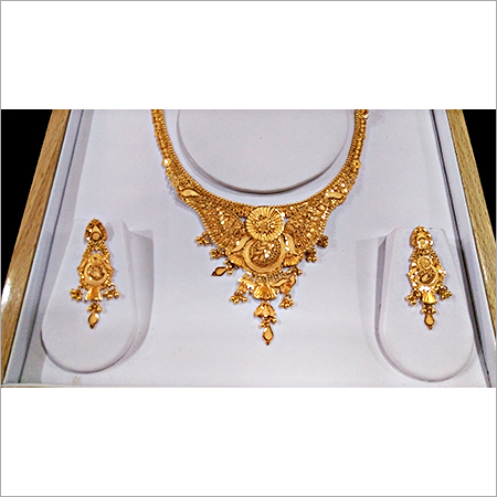 Gold Necklace Set