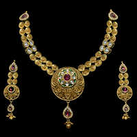 Traditional Gold Necklace Set
