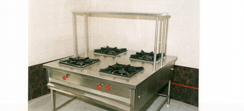 Four Burner Cooking Range