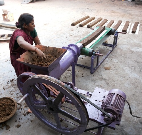Innovative machine for making cow dung logs for ecofriendly cremation