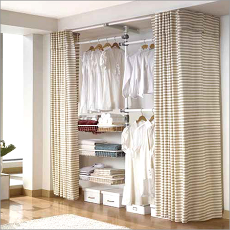 Four Tiers Dress Room Hangers