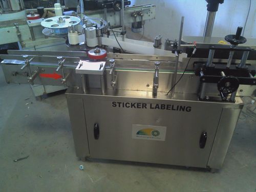 Single Side Self Adhesive Labeler