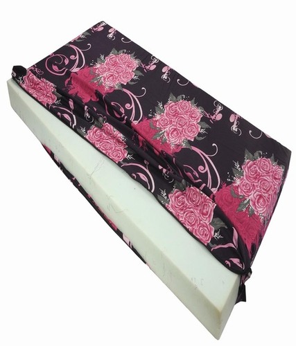 ComfortHome Dustproof Mattress Cover cum Mattress Protector