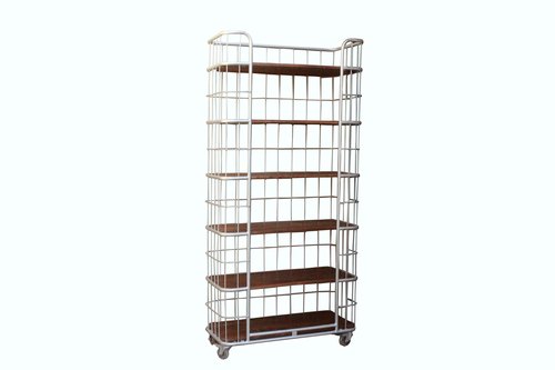 IRON MATEL RACK