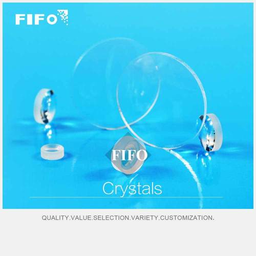 CaF2 crystal prism