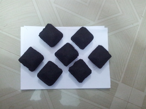 Dry Coconut Shell Charcoal