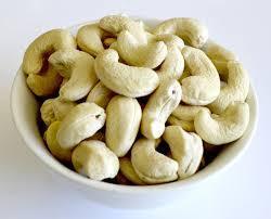 White Cashew Nuts - White Color, Variable Size | High Nutrition, Luscious Taste, Extended Shelf Life, Moisture Controlled Packaging