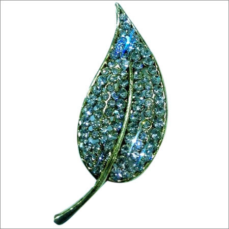 Fancy Traditional Saree Pin