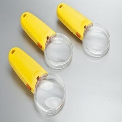 Led Illuminated Magnifier