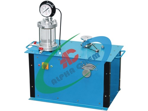 CONSTANT OIL AND WATER PRESSURE APPARATUS